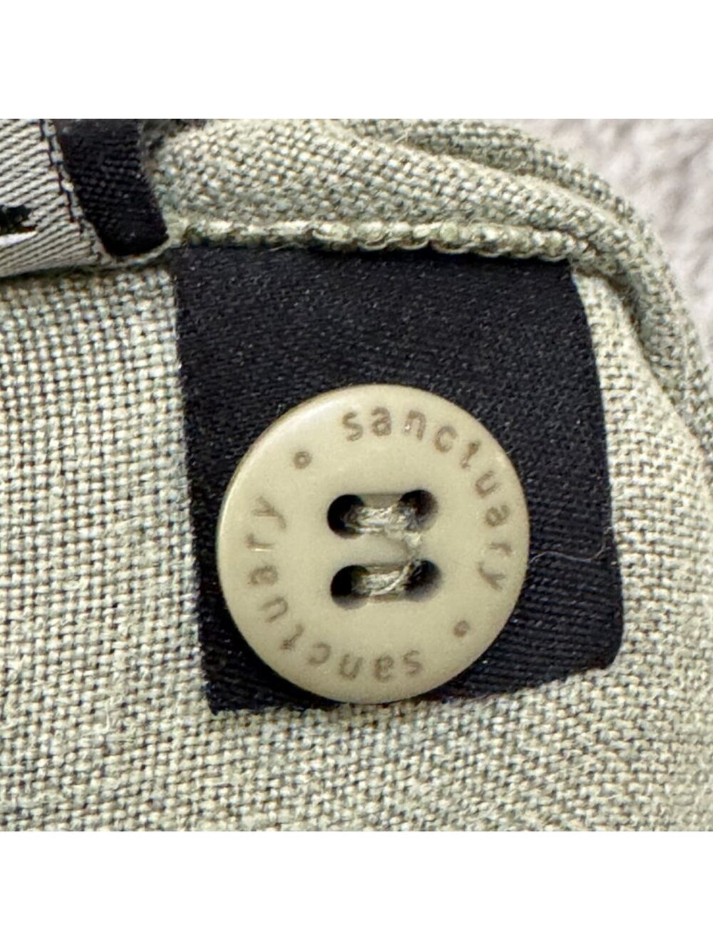 Sanctuary Terrain Crop Linen Size 26 Cargo Pants "Fatigue" Color Toggle Ankle - Picture 9 of 12